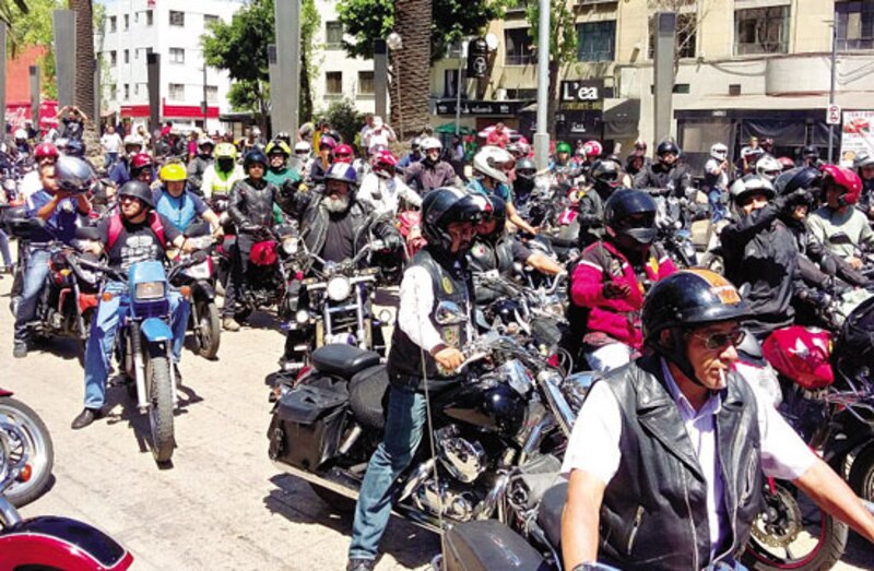 Concentración de moteros en la ciudad