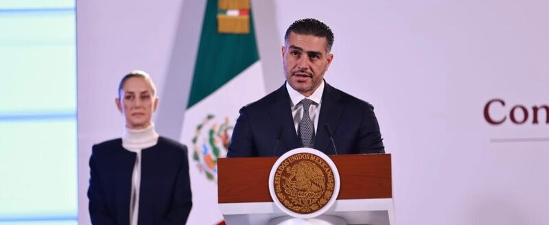 El presidente de México, Andrés Manuel López Obrador, pronuncia un discurso durante una conferencia de prensa.