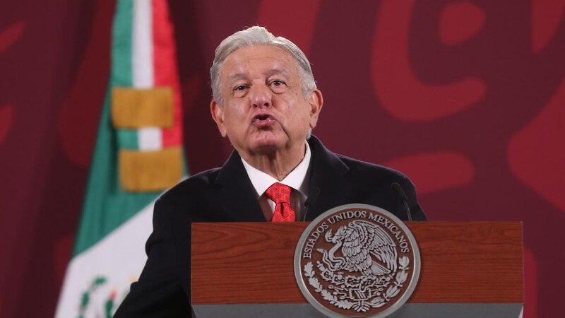 El presidente Andrés Manuel López Obrador da un discurso.
