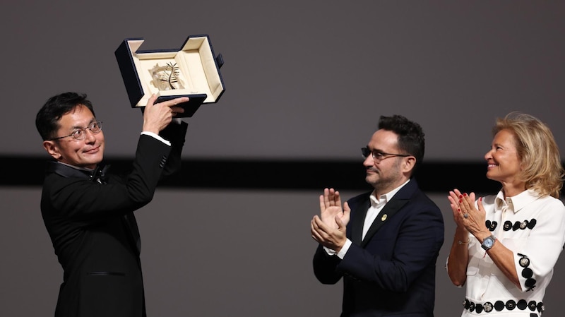 El director japonés Hirokazu Koreeda gana la Palma de Oro en el Festival de Cine de Cannes