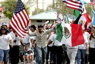 EU exigirá a migrantes salir del país para tramitar su residencia permanente