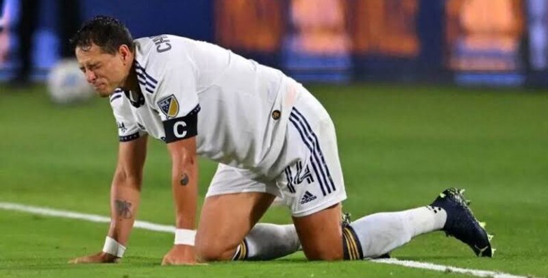 Javier Hernández, jugador del LA Galaxy, se lesiona en el partido contra el LAFC