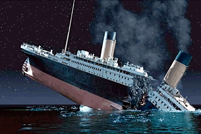 El Titanic se hunde