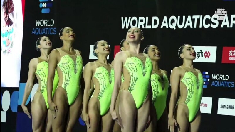 Nadadoras sincronizadas españolas celebran su victoria en el Campeonato Mundial de Natación