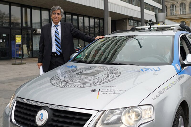 Investigadores de la Universidad de Berlín desarrollan un coche autónomo