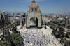 Convivencia en el Monumento a la Revolución deriva en caos, lesionados y detenciones