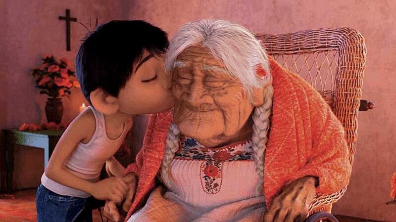 Abuelita y nieto