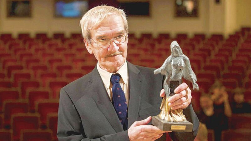 El escritor Javier Marías recibe el Premio Nacional de Literatura