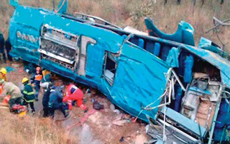 Accidente de autobús deja varios heridos