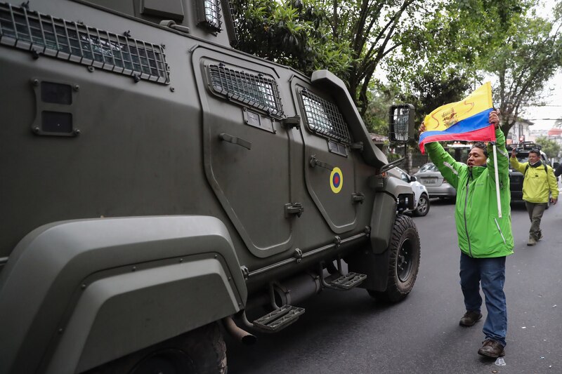 Enfrentamientos entre manifestantes y policías en Colombia