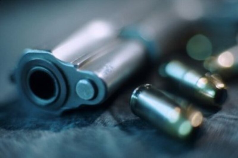 Pistola y balas