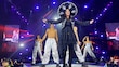 Laura Pausini pide vivir la vida sin miedo y sin violencia en la Arena CDMX