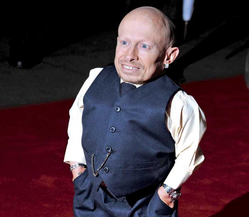 El actor Verne Troyer, conocido por su papel de Mini-Me en las películas de Austin Powers, muere a los 49 años