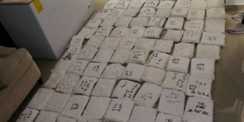 Incautan 100 kilos de cocaína en un operativo policial