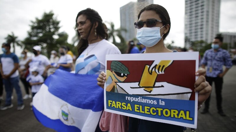 Protesta contra el fraude electoral en Nicaragua