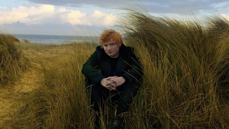 Ed Sheeran en la playa