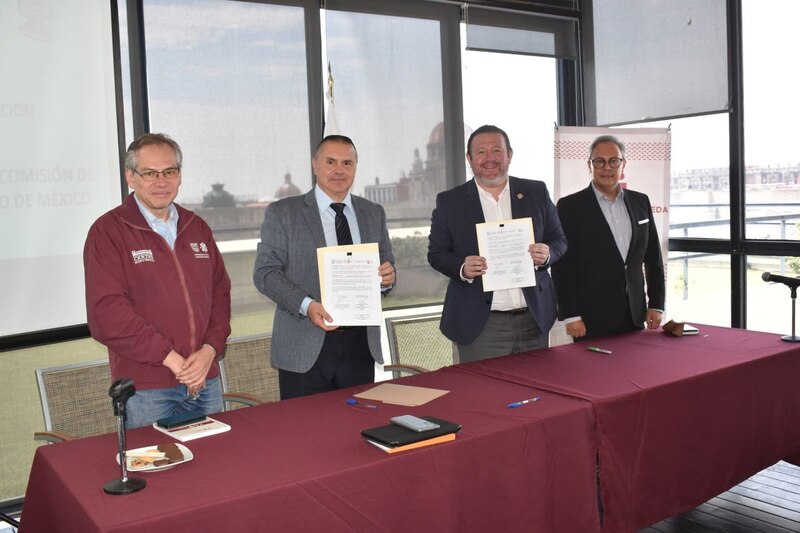 Firma de convenio entre la Universidad Autónoma de la Ciudad de México y el Instituto Electoral de la Ciudad de México