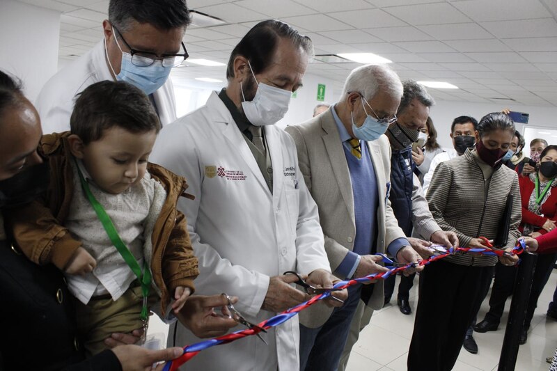 Inauguración de la nueva clínica pediátrica en el Hospital General de México