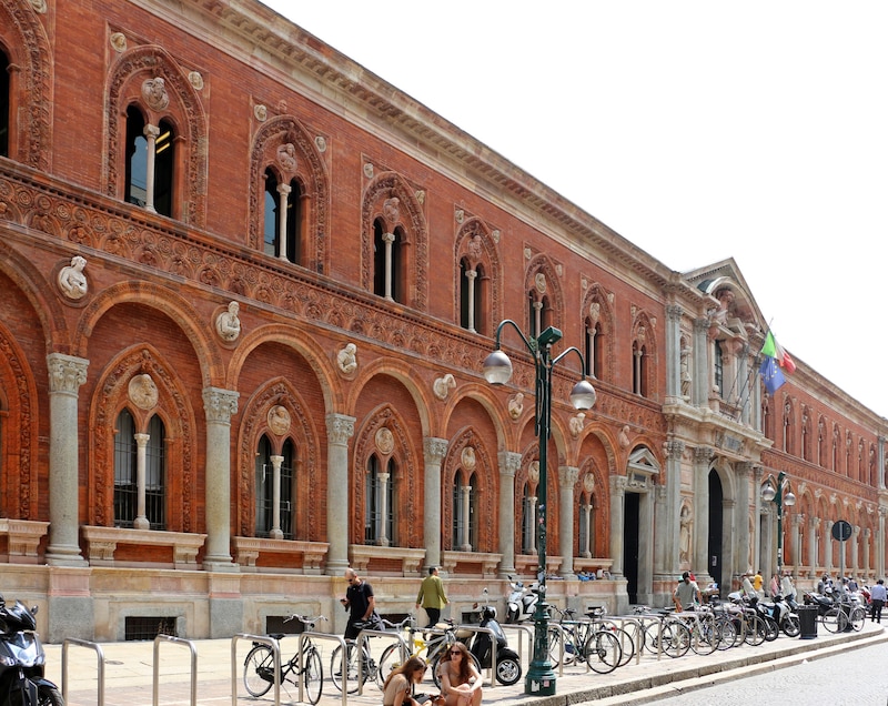 La fachada de la Universidad de Pavía