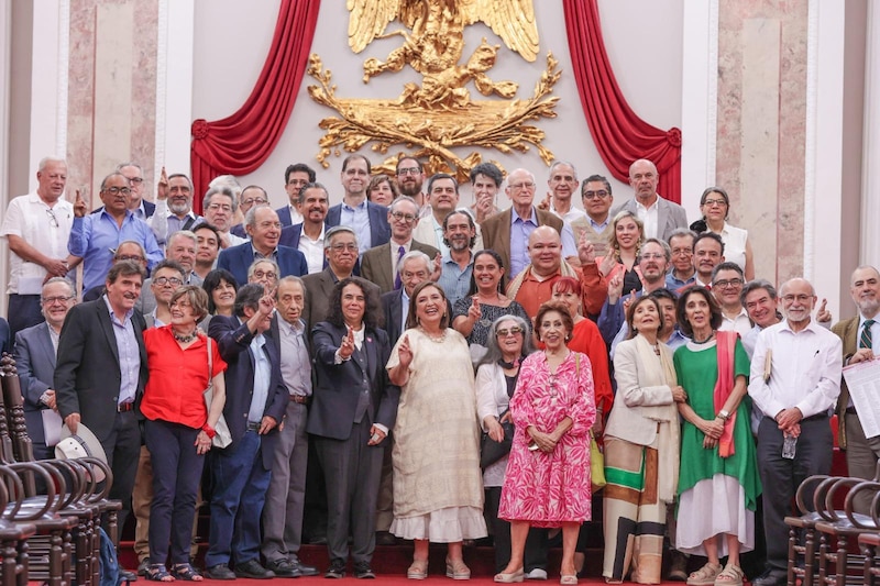 Toma de posesión de los nuevos miembros de la Academia Mexicana de la Lengua