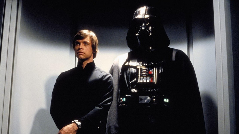 Darth Vader y Luke Skywalker en el ascensor