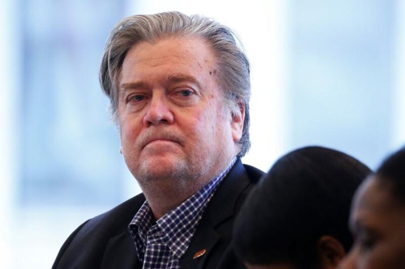 Steve Bannon, exasesor de Trump, se entrega a la justicia