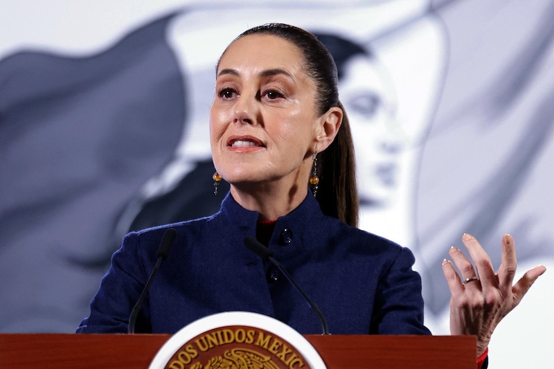 Claudia Sheinbaum durante su intervención en la conferencia matutina presidencial del 3 de enero de 2025