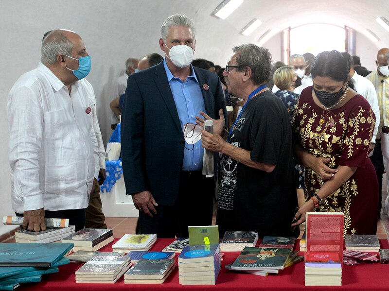 Presentación de libros en la FILIJ 2022