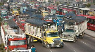Se instalan mesas de diálogo ante posibles movilizaciones de productores agrícolas y transportistas 
