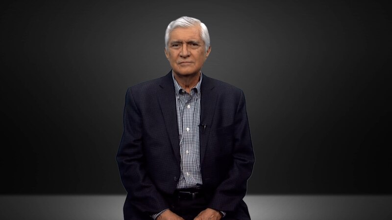 El economista y político español Juan Velarde Fuertes