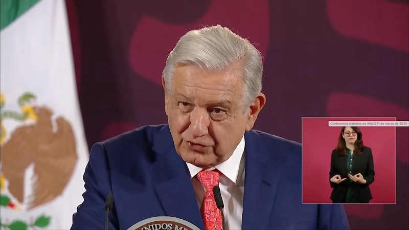 El presidente Andrés Manuel López Obrador da su conferencia matutina