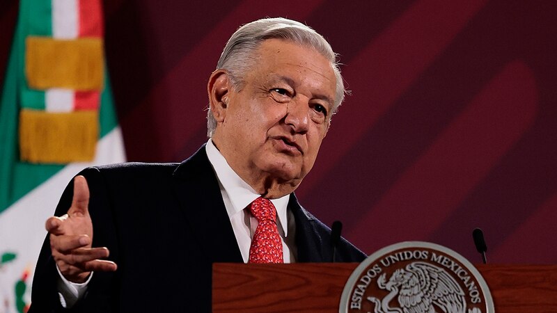 El presidente Andrés Manuel López Obrador da un discurso.