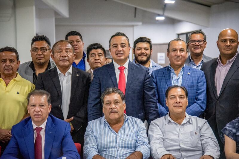 Reunión de trabajo del Presidente Municipal con líderes indígenas