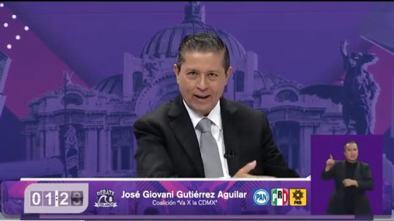 José Giovani Gutiérrez Aguilar, candidato de la coalición "Va por la CDMX", durante el debate.