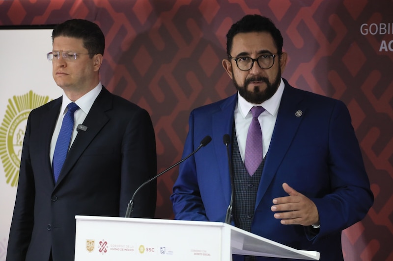 El presidente de México, Andrés Manuel López Obrador, pronuncia un discurso durante una conferencia de prensa.