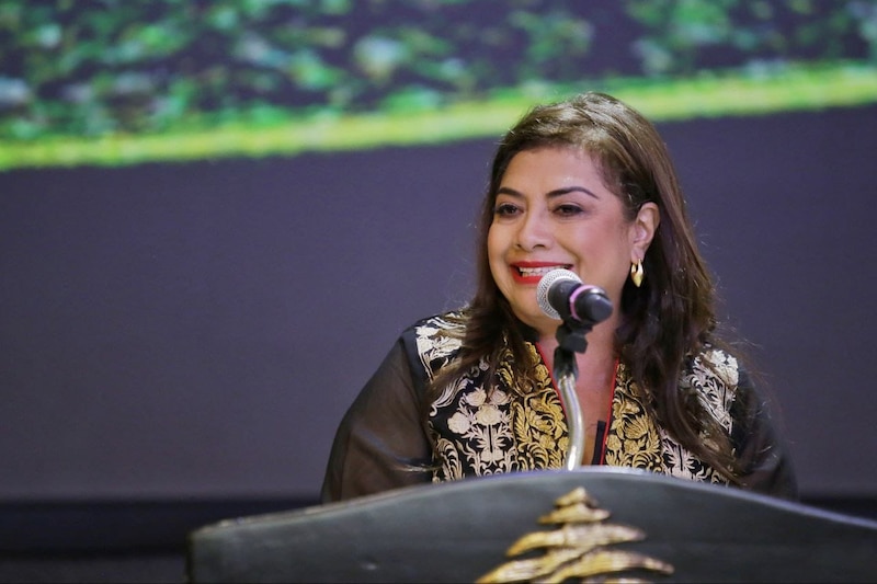 La ministra de Educación, Maruja Gorday de Villalobos, durante una conferencia de prensa.