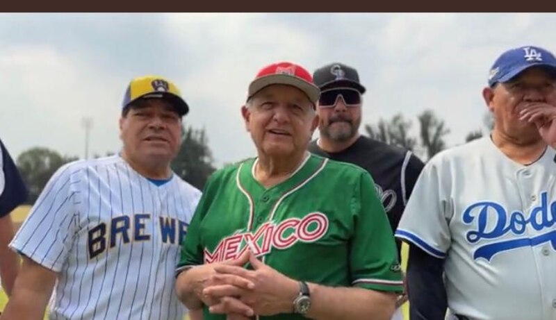 Leyendas del béisbol se reúnen en México