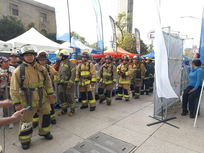Bomberos en formación
