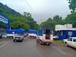Bloqueo de transportistas paraliza la carretera Tehuetlán-Huazalingo en Hidalgo