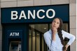 ¿Abren los bancos jueves y viernes santo 2025? Esto es lo que debes saber sobre estos días de Semana Santa 