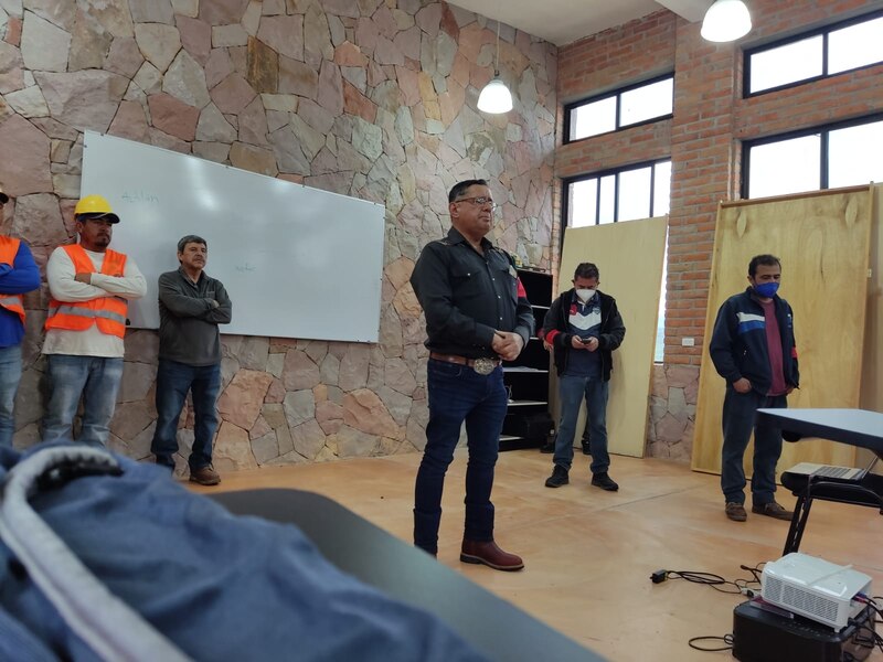 Reunión de trabajo en la oficina