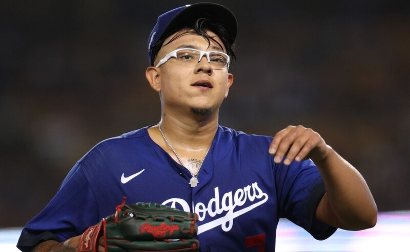 Julio Urías, el as de los Dodgers, lanza en la Serie Mundial