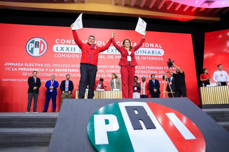 Title: PRI elige a Alejandro Moreno y Carolina Viggiano como nuevos líderes nacionales