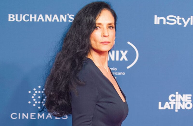 La actriz Yalitza Aparicio en la alfombra roja