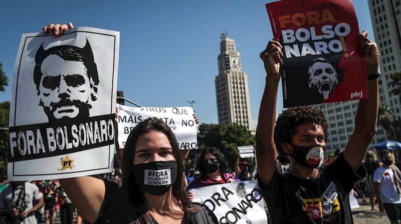 Multitudinaria manifestación en Brasil contra Bolsonaro