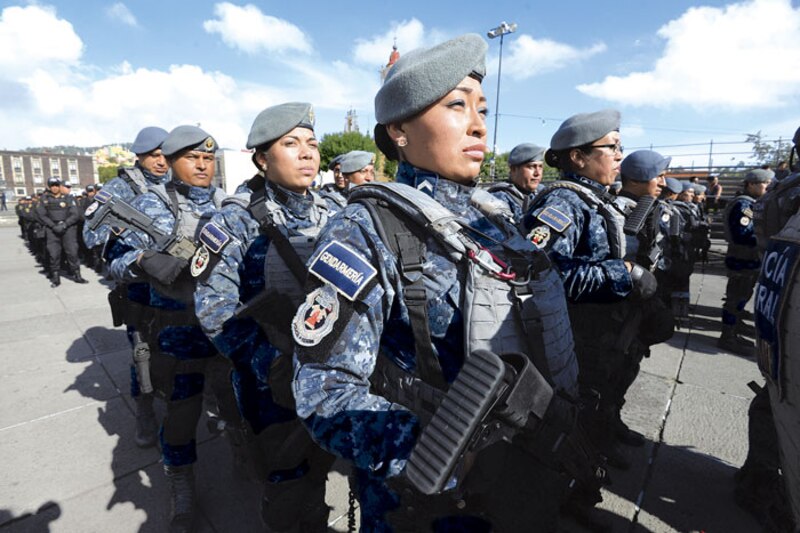 Mujeres policías mexicanas en formación