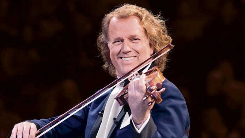 El violinista André Rieu en concierto
