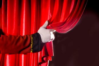 El Circo Atayde reinventa la tradición en el teatro con una puesta en escena de talla internacional