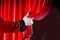 El Circo Atayde reinventa la tradición en el teatro con una puesta en escena de talla internacional