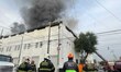 Fuego consume bodega en la colonia Morelos; sin heridos, pero gran movilización 